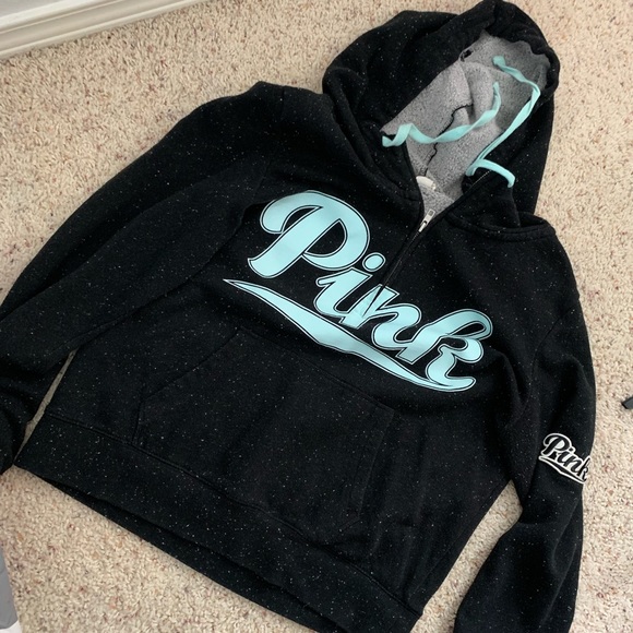 PINK Victoria's Secret Sweaters - Comfy hoodie